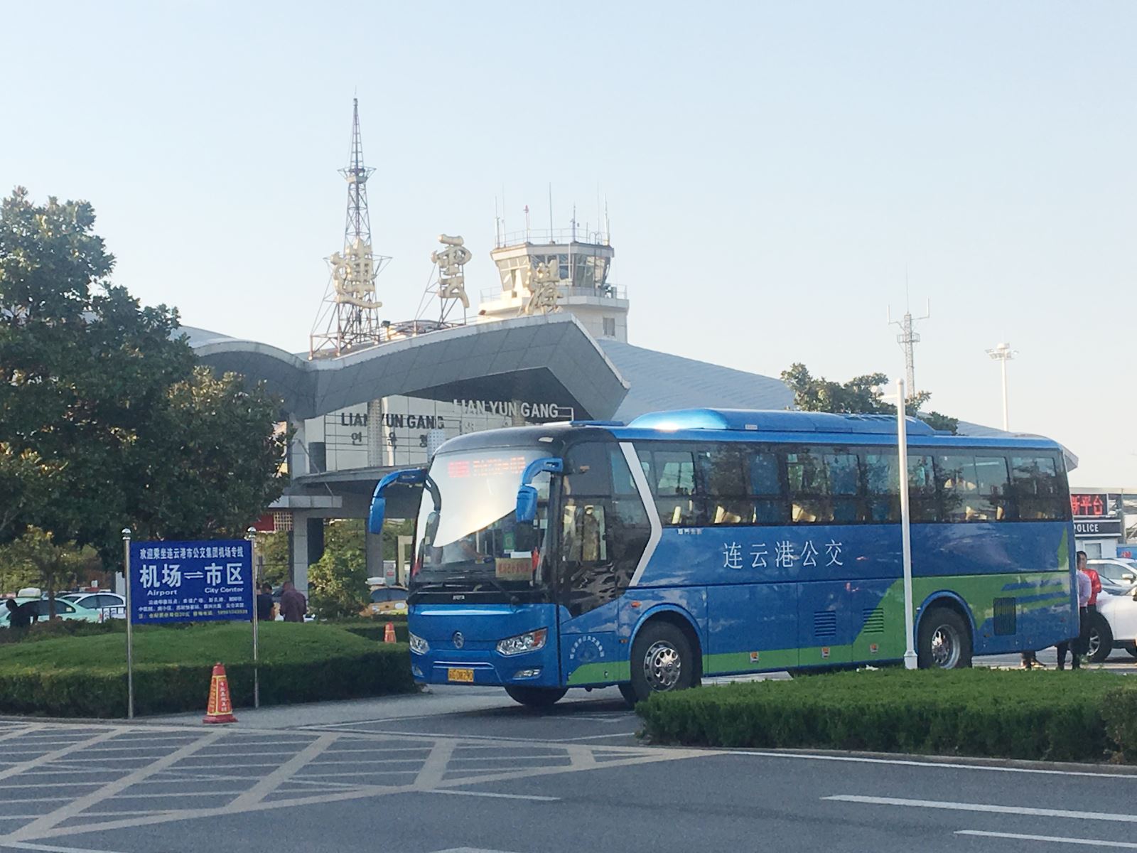 趕快看過來~港城最新機(jī)場(chǎng)大巴出行攻略出爐！