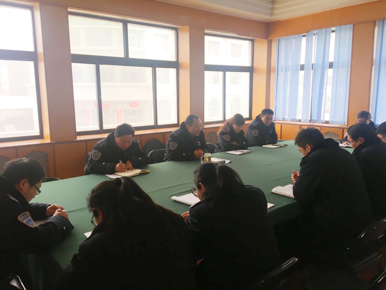 公交集團(tuán)經(jīng)營(yíng)發(fā)展事業(yè)部召開節(jié)后“收心會(huì)”